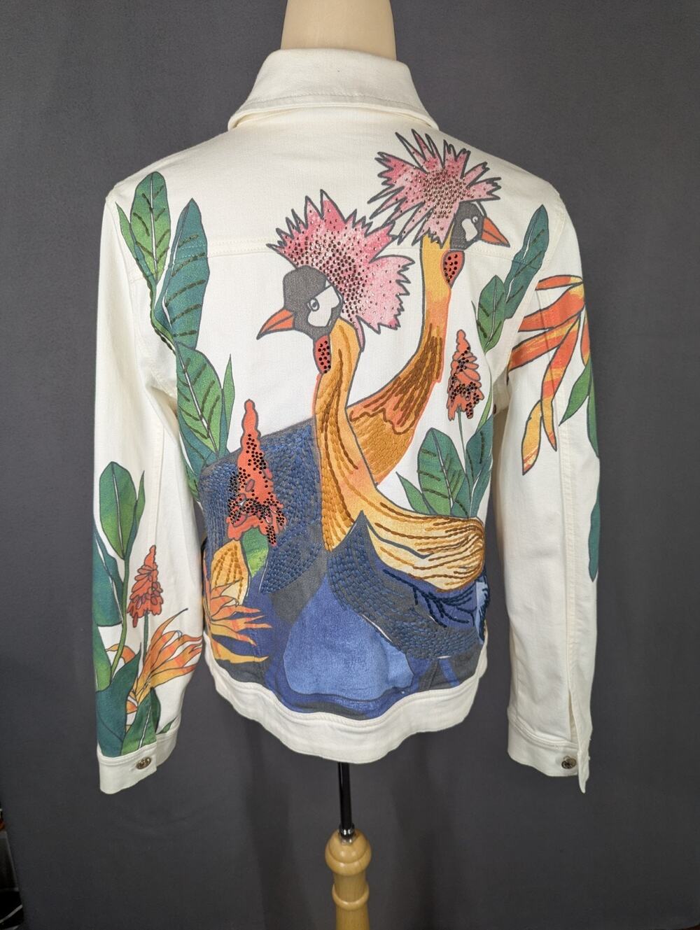 Chico's White Tropical Embellished Denim Jacket Paradise Bird Floral Sz 8-10